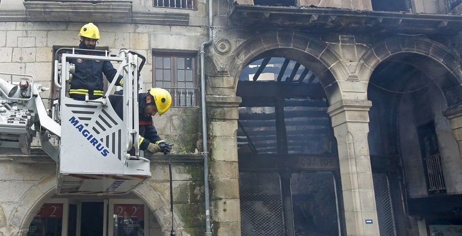 incendio pontevedra bomberos